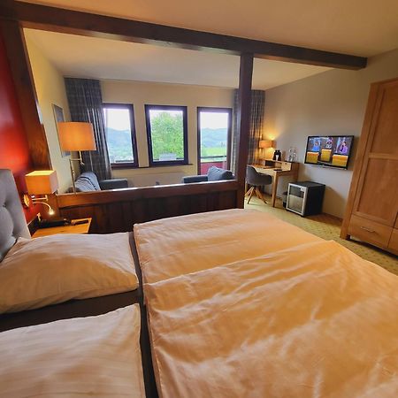 Berghotel Habbel Und Die Welt Kann Warten 코벤로데 외부 사진