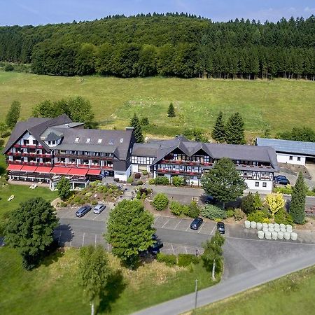 Berghotel Habbel Und Die Welt Kann Warten 코벤로데 외부 사진