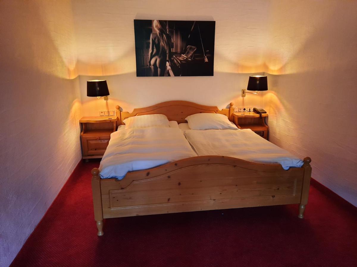 Berghotel Habbel Und Die Welt Kann Warten 코벤로데 외부 사진