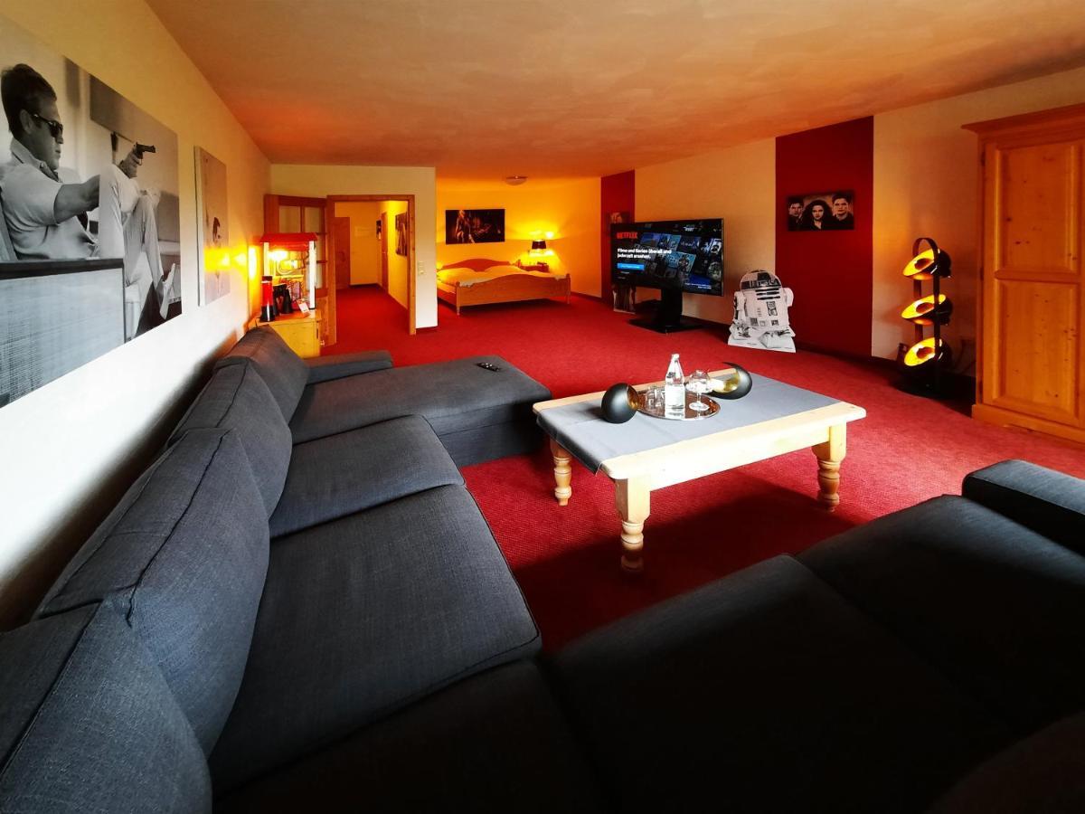Berghotel Habbel Und Die Welt Kann Warten 코벤로데 외부 사진