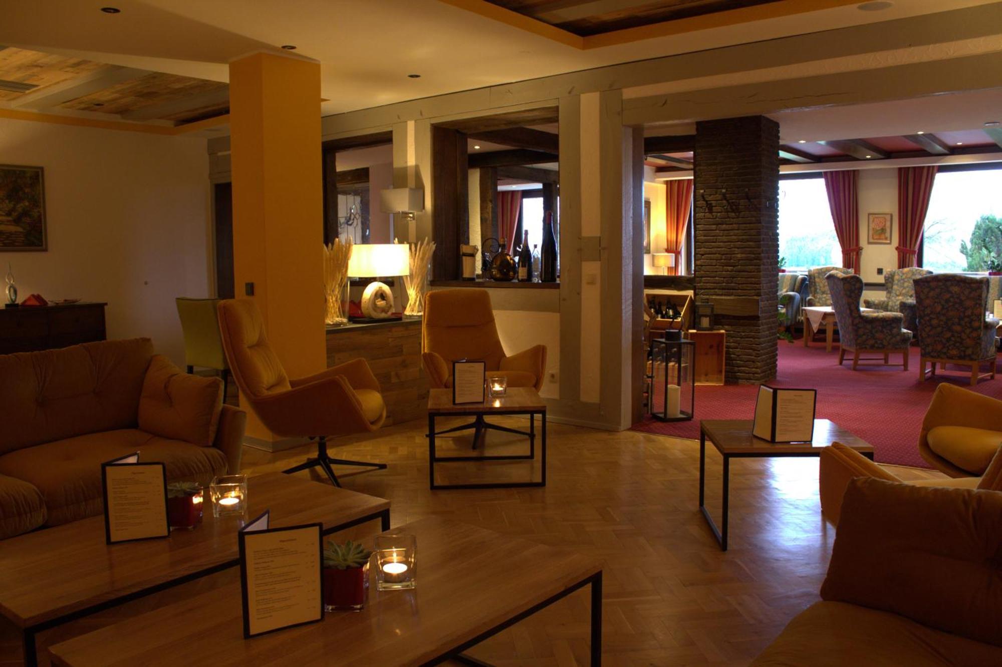 Berghotel Habbel Und Die Welt Kann Warten 코벤로데 외부 사진