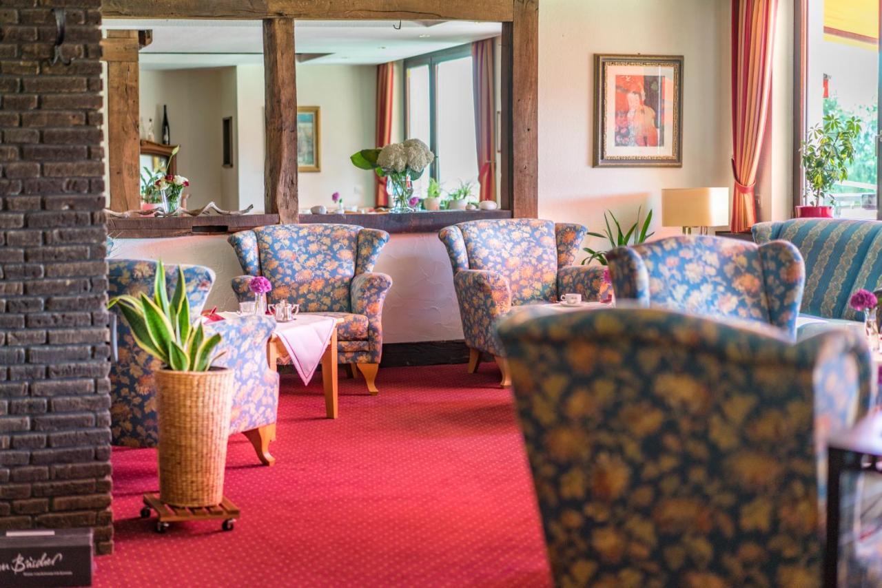 Berghotel Habbel Und Die Welt Kann Warten 코벤로데 외부 사진